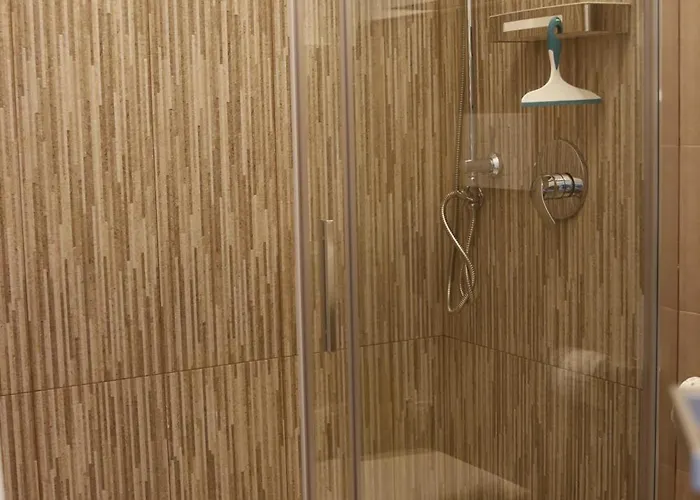 Bed & Breakfast Flowing House