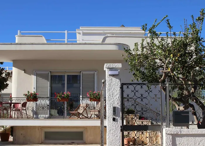 Flowing House 4* Brindisi