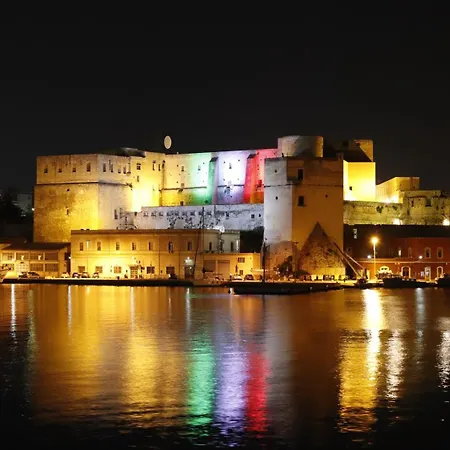 Bed and Breakfast Flowing House