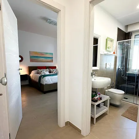 Flowing House Бриндизи