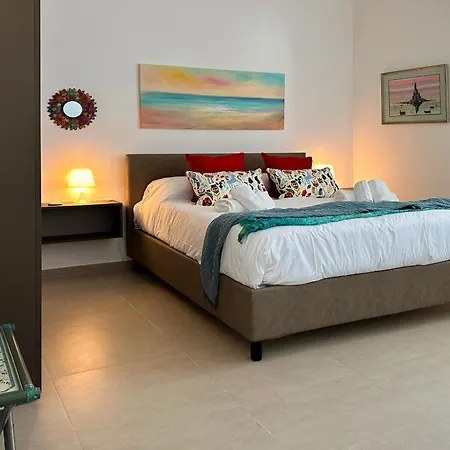 Flowing House Bed & Breakfast Brindisi