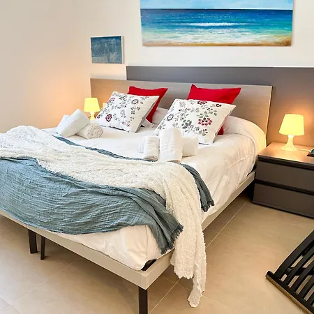 Flowing House Bed & Breakfast *
